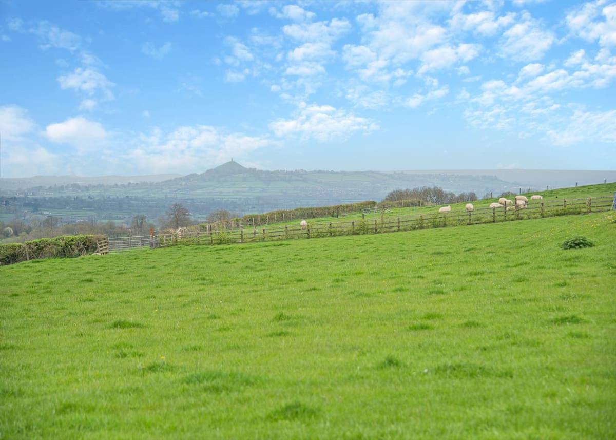 Midsomer Lodges Pilton Exteriér fotografie