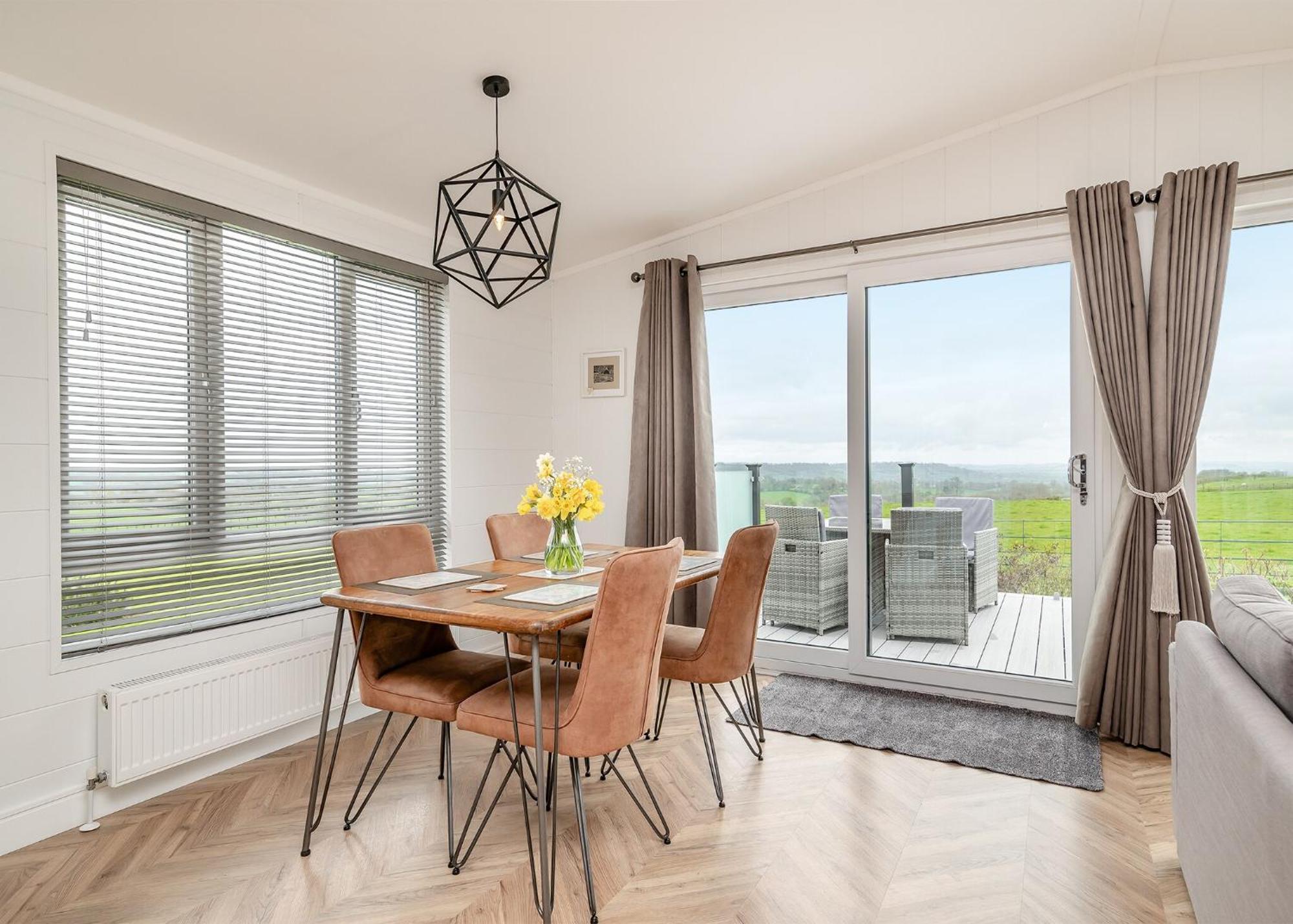 Midsomer Lodges Pilton Pokoj fotografie